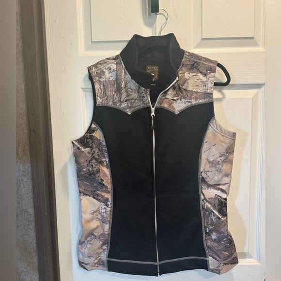 Roper Women's "Wear the West" Denim Vest in Black and Woodland Camo, Size XL - Picture 1 of 7